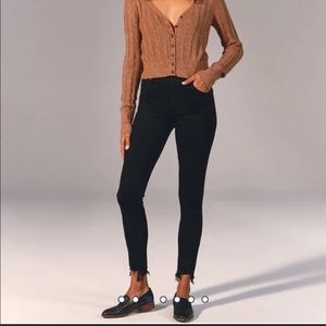 A&F Simone high rise ankle black jeans
